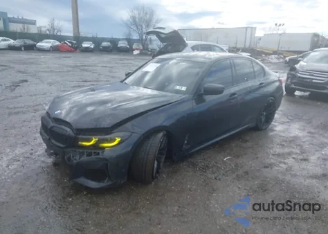 2022 BMW 3 Series M340I xDrive z USA, uszkodzony, nr VIN 3MW5U9J01N8C42030